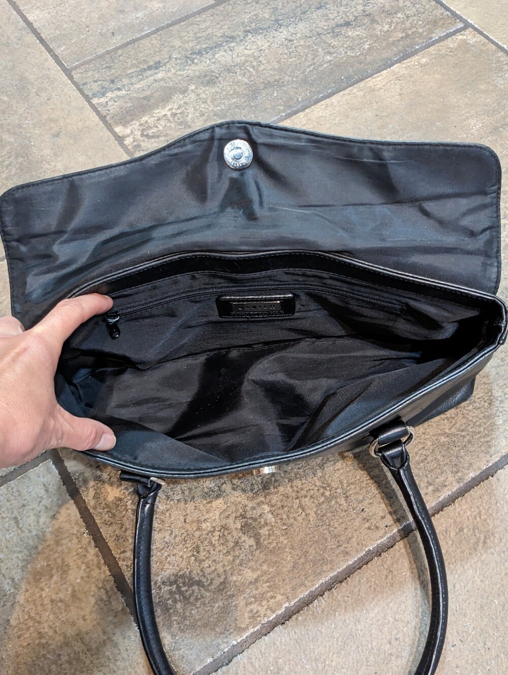 Vintage Danier Butter Soft Smooth Leather Chic Satchel EW Shoulder Bag Black ๐ค - Picture 7 of 16